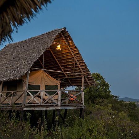 Rhotia Valley Tented Lodge And Children'S Home Karatu Exteriör bild